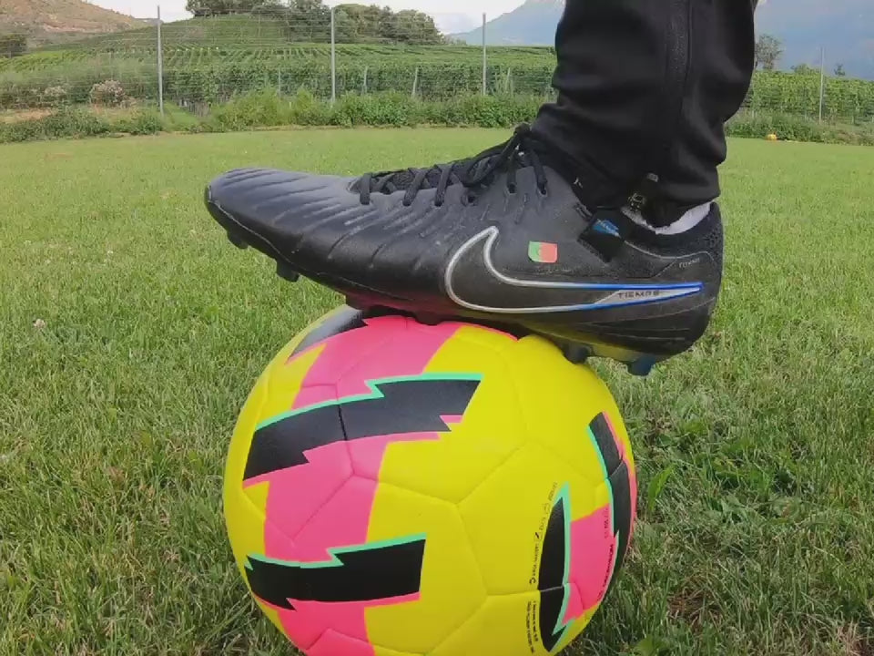 Load video: 